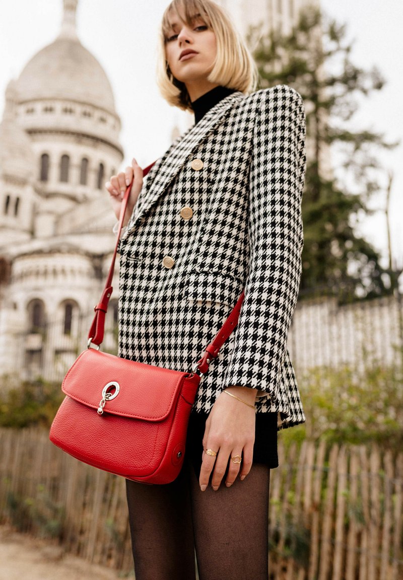 Lamarthe PARIS - Sac ?� main - rouge - ZALANDO.FR