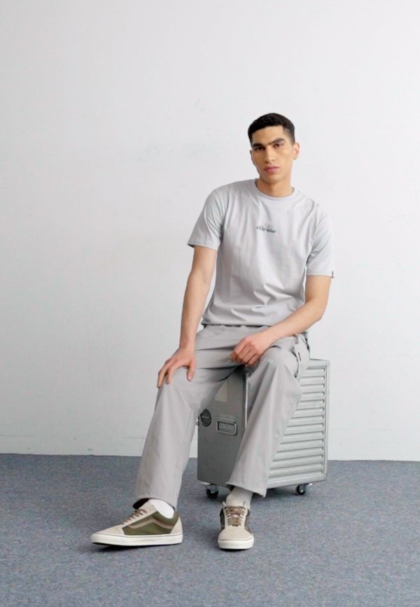 OLLIO TEE - Basic T-shirt4