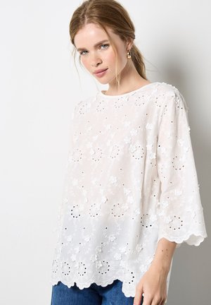 FLOWER BELL SLEEVE  - Maglietta a manica lunga - white