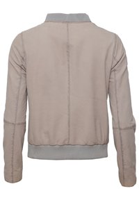 Helle beige Bomberjacke mit einem gerippten grauen Kragen und Taillenbund. Sie verfügt über gestickte Nähte und eine glatte, leicht glänzende Textur.