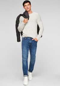 Thumbnail Image 2
