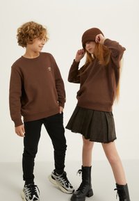 Yourturn Kids UNISEX - Sportska majica - brown