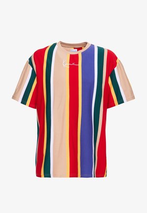 T-shirt a maniche corte con righe verticali in rosso, beige, verde, giallo, bianco e blu, decorato con un piccolo logo bianco sulla parte anteriore.