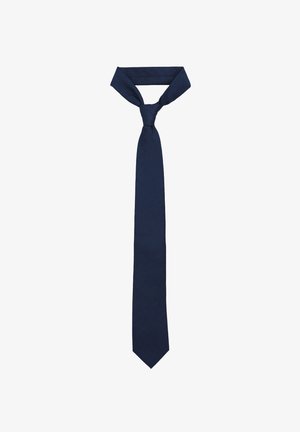 Granatowy krawat wykonany z gładkiego materiału, zakończony spiczasto, charakteryzujący się prostym wzorem i węzłem w okolicy szyi.