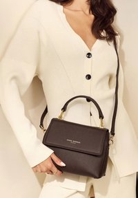 Isabel Bernard Handbag - braun