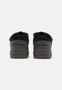 Champion RD18 LOW CORD B PS UNISEX - Zapatillas - dark grey/new black