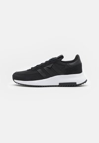 Selezionato, core black/footwear white