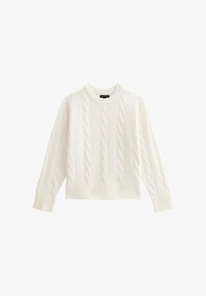 Maglione bianco in lana a trama lavorata a maglia con maniche lunghe e polsini e orlo a coste, scollatura a girocollo, esposto su uno sfondo bianco.