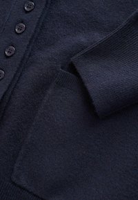 Unselected, navy blue