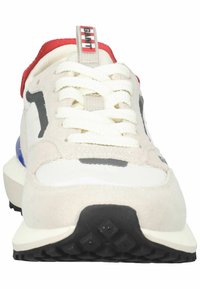 GANT Trainers - off white