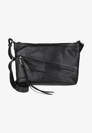 Schwarze Leder-Umhängetasche mit verstellbarem Tragegurt, diagonaler Reißverschlusstasche und Quasten-Reißverschlussanhänger vor weißem Hintergrund.