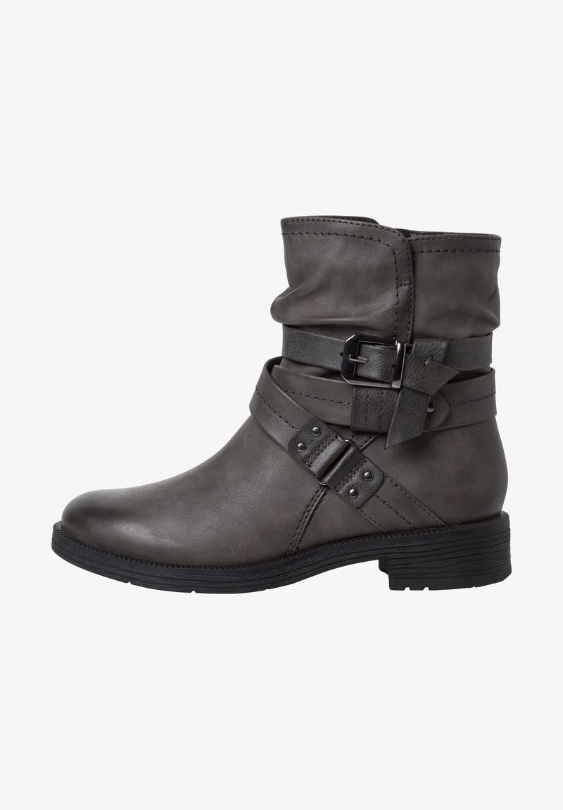 Bottine grise à cheville avec des sangles décoratives à boucle, un petit talon empilé et une tige en cuir souple.