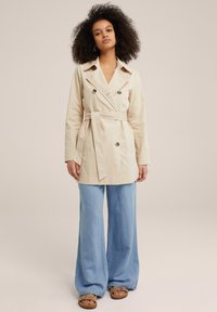 WE Fashion Lietpaltis - beige
