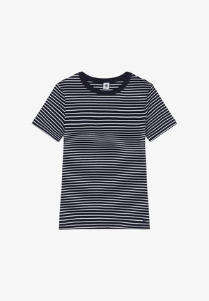 T-shirt bleu marine à manches courtes avec des rayures horizontales blanches et un col rond sur fond blanc.
