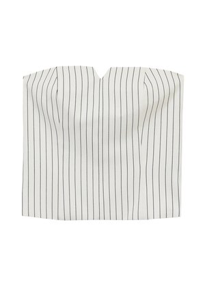 Witte bandeau cropped top met verticale dunne zwarte krijtstrepen en subtiele plooiing bij het borstgebied.