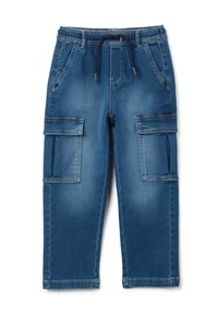 Pantalones cargo de mezclilla azul con cintura ajustable con cordón, bolsillos laterales y dos grandes bolsillos cargo en cada pierna. Diseño de corte ajustado.