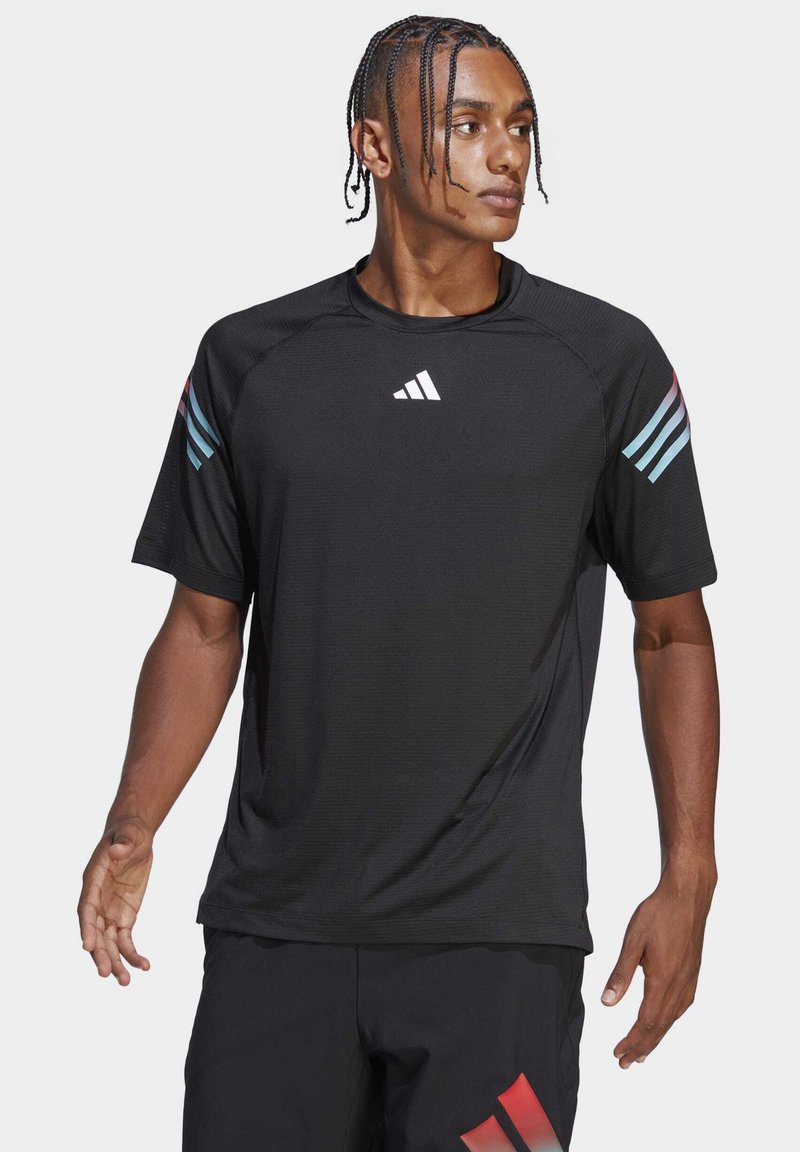 adidas Performance TRAIN ICONS STRIPES  - T-shirt con stampa - black