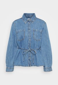 ONLKOKO SEGVIGNY BELT SHIRT - Blusa - medium blue denim