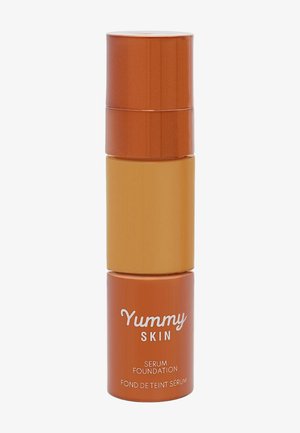 Danessa Myricks Beauty YUMMY SKIN SERUM FOUNDATION - Foundation - 15n