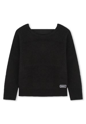 Pull en maille noir à manches longues, col rond, tissu texturé et patch logo DKNY en bas à gauche.