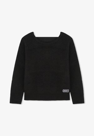 Suéter de punto negro con mangas largas, cuello redondo, tela texturizada y un parche con el logo de DKNY en la parte inferior izquierda.