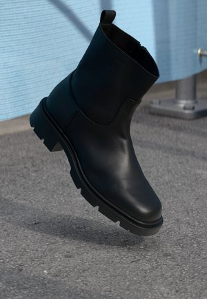 NEPTUNE MID - Stiefelette - black