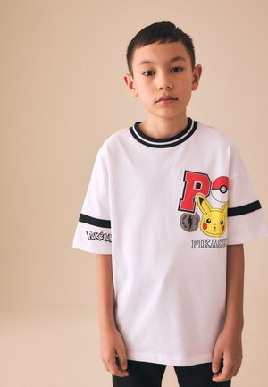Next, LICENSED POKEMON PIKACHU T-SHIRT.  - REGULAR FIT - T-Shirt print - white varsity
