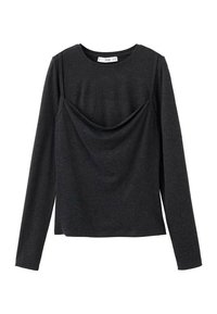 Temno siva dolgo rokavna majica iz mehke tkanine, z okroglim izrezom in nabrano detajlo spredaj za dodatno teksturo.