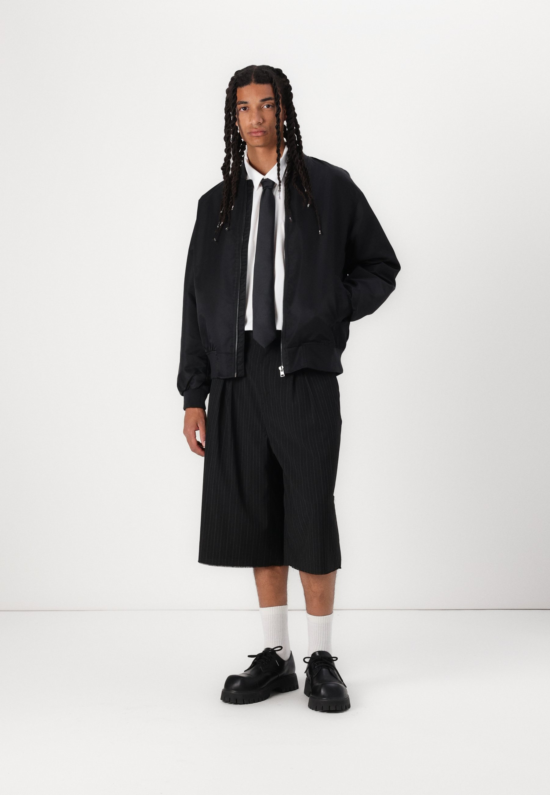 Jaded London PINSTRIPE GOLIATH UNISEX - Shorts - black