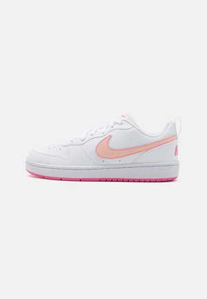 Nike Sportswear COURT BOROUGH LOW UNISEX - Sneakers basse - white/arctic orange/pinksicle