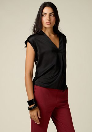 Oltre, T-SHIRT BIMATERICA SCOLLO A V - T-shirt basic - nero