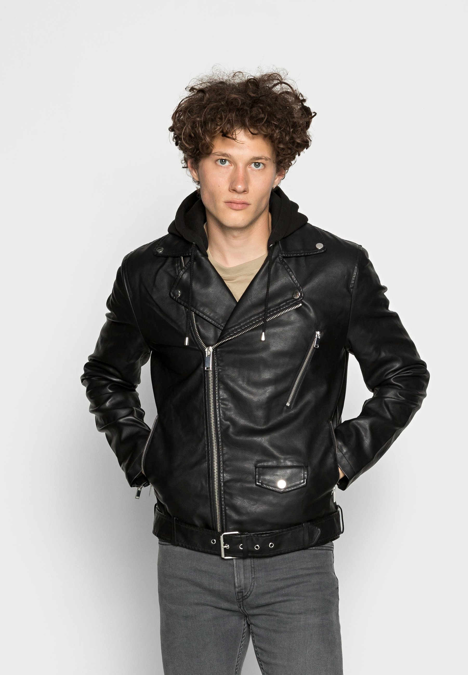 jack wolfskin yellow jacket