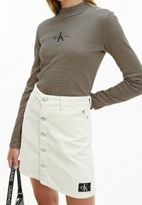 Calvin Klein Jeans Langarmshirt - stripe ck black/ summer stone