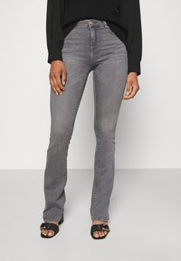 ONLY Tall ONLHUSH LIFE FLARED - Jeans Skinny Fit - grey denim