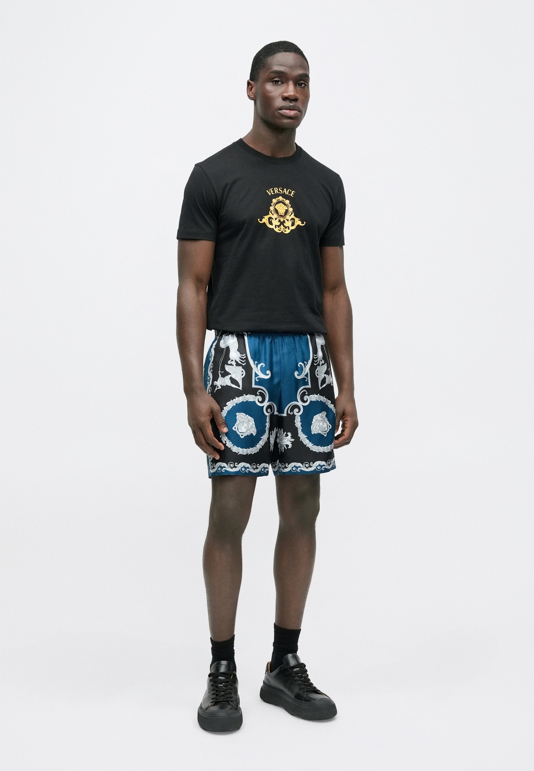 Versace MEDUSA CREST PRINT - Print T-shirt - black - Zalando.co.uk