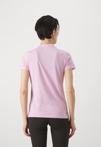 Lacoste Sport CLASSIC - Paprasti marškinėliai - gelato