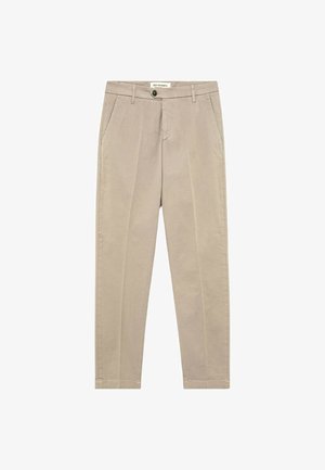 Pantaloni beige in cotone, caratterizzati da un design classico con tasche frontali, chiusura a bottone e gamba dritta.