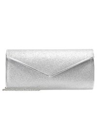 Srebrna torebka kopertówka z brokatem, o designie koperty, z łańcuszkiem i metalicznymi wykończeniami dla dodatkowego efektu.