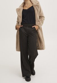 ICHI Abrigo clásico - mottled beige