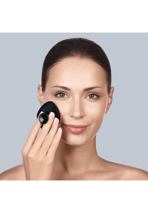 GESKE, SMARTAPPGUIDED™ FACIAL BRUSH | 4 IN 1 - Makeup-svampe og blenders - black