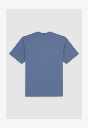Blå bomuld T-shirt med korte ærmer, rund halsudskæring og en glat tekstur. Bagsiden er ensfarvet uden grafik eller detaljer.