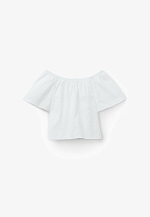 Blouse blanche épaules dénudées avec manches courtes larges et encolure élastique, en tissu léger.