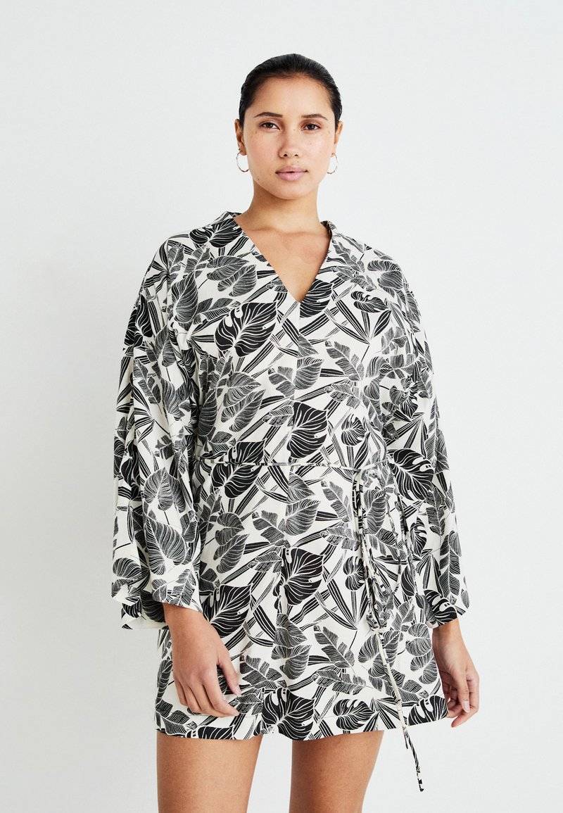 Replay Vapaa-ajan mekko - black/natural white