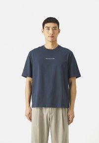 Michael Kors VICTORY TEE - Jednoduché tričko - midnight