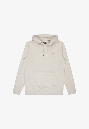Ljusbeige pullover hoodie med framficka och dragsnören, med en liten broderad varumärkesnamn på vänster bröst.