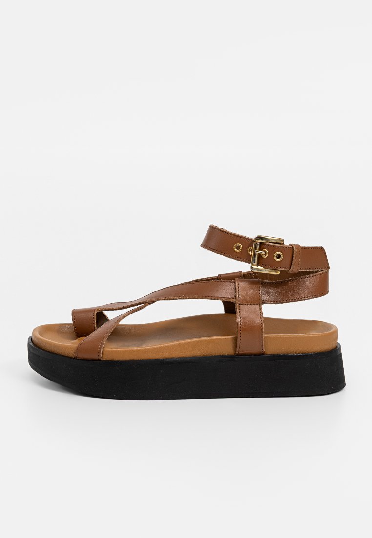 Sandalias de dedo