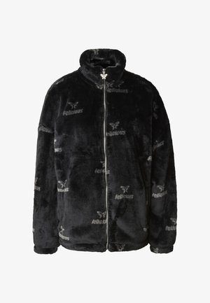 Musta vetoketjullinen takki, valmistettu pehmeästä ja pörröisestä kankaasta. Varustettu korkealla kauluksella ja kevyemmässä sävyssä toistuvalla "felicious"-logokuvioinnilla.