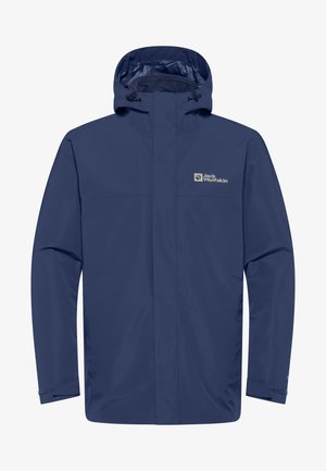 Marineblauwe waterdichte jack, met een hoge kraag, verstelbare capuchon en manchetten, voorzien van een logo op de borst en een strakke, gladde textuur.