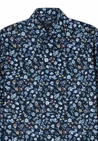 Marineblauw bloemen overhemden met knopen, in een modern model, met een verscheidenheid aan pastelbloemen en bladeren die door de stof zijn gedrukt.