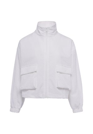 Weiße gesteppte Jacke mit hohem Kragen, Frontreißverschluss, zwei großen Klappentaschen und elastischen Bündchen an den langen Ärmeln.
